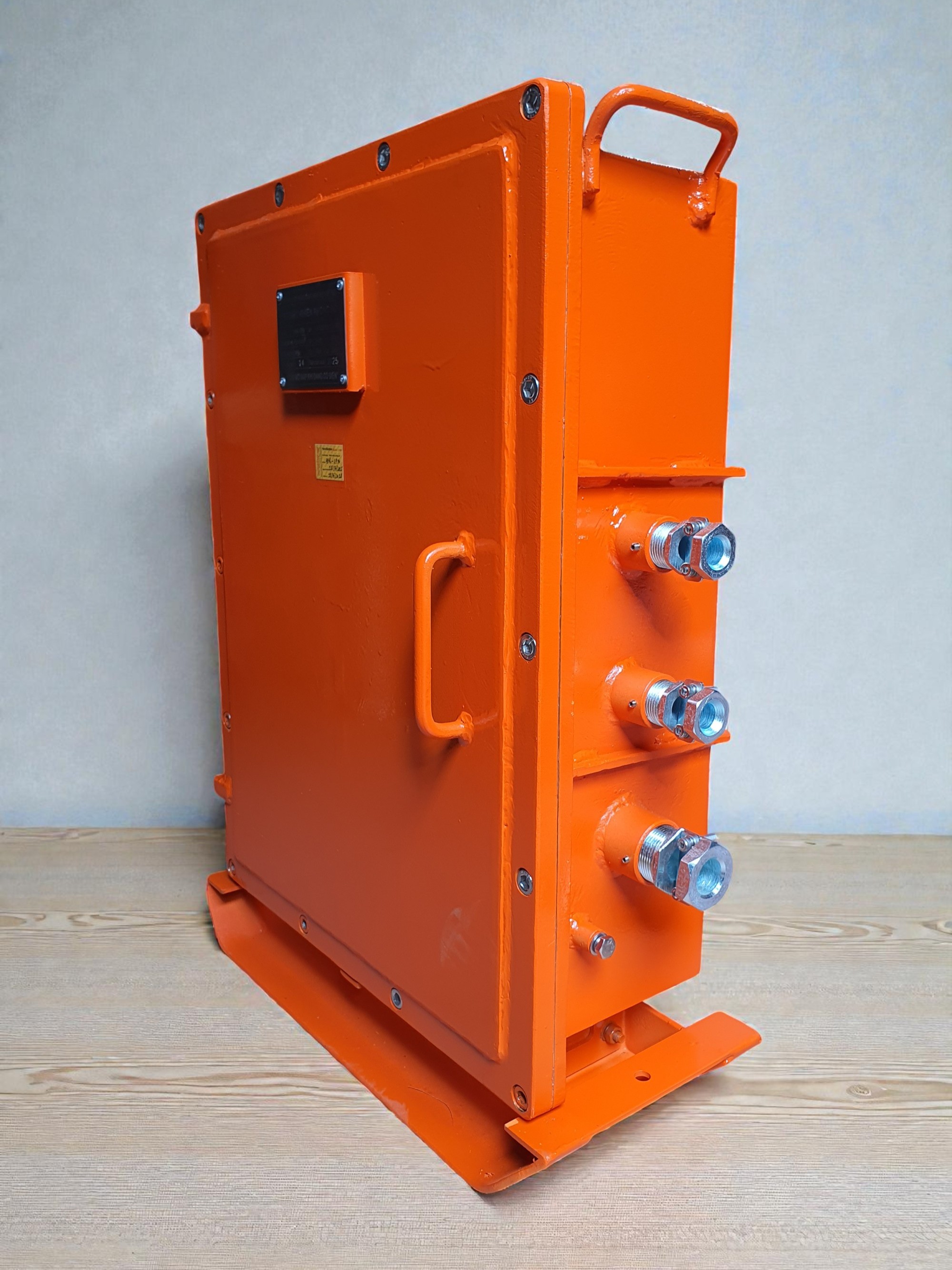 Tủ điều khiển phòng nổ